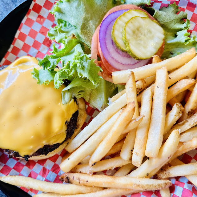 Cheeseburger and Fries