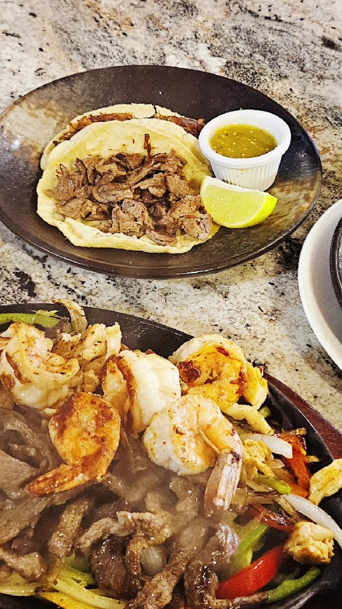 TLAHUICAS MEXICAN RESTAURANT & BAR