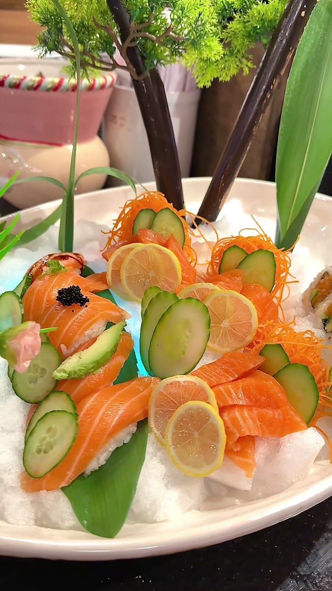 Osaka sushi & steakhouse