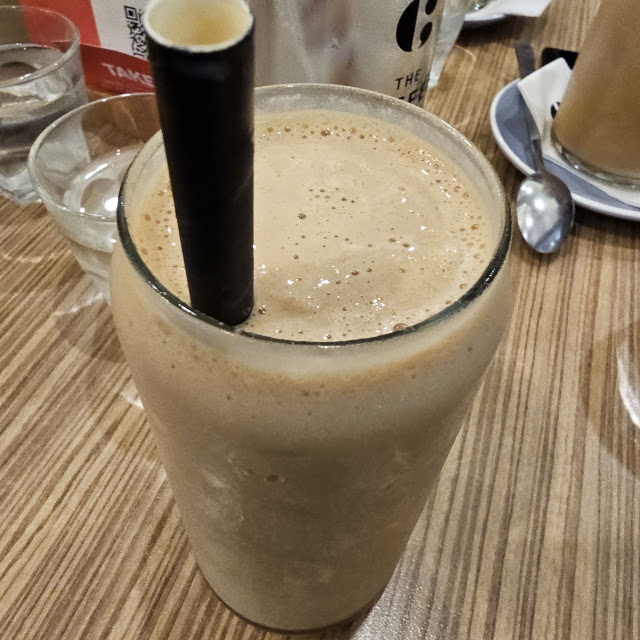 Large Iced Coffee Latte