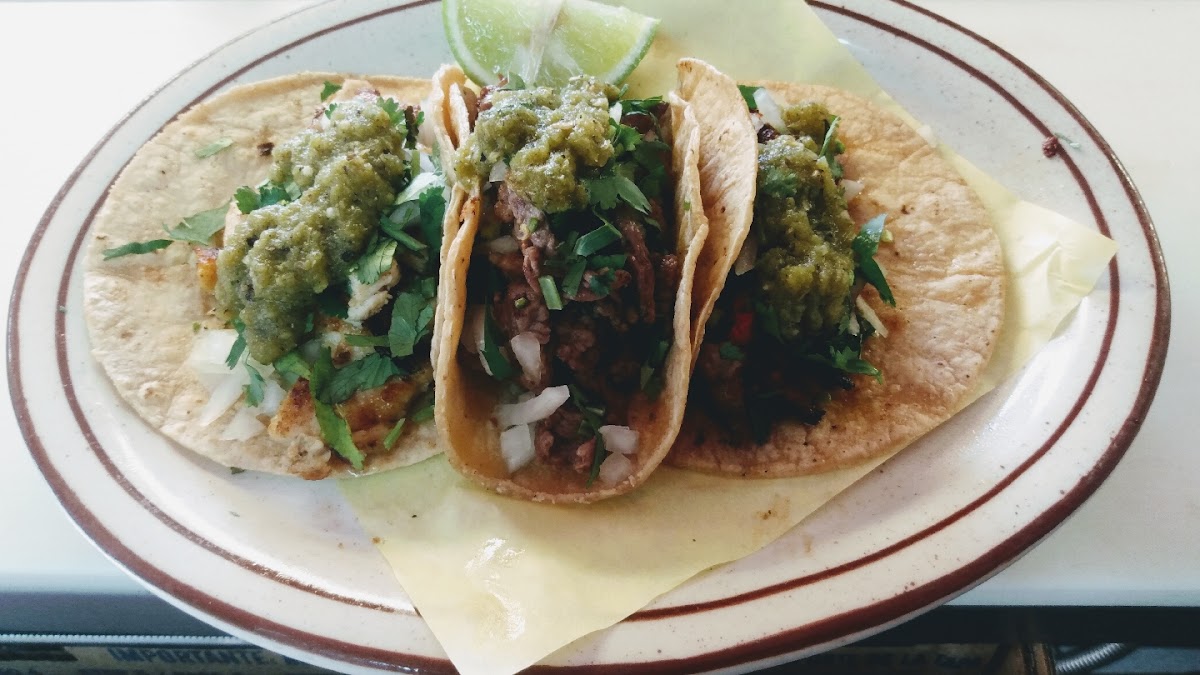 Sabroso taco savor a mi tierra