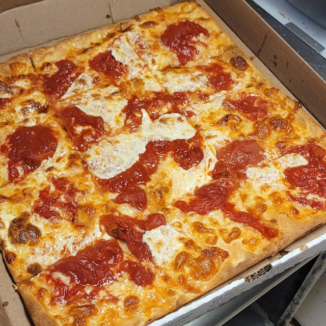 Brooklyn Pizza 16 x16 Square