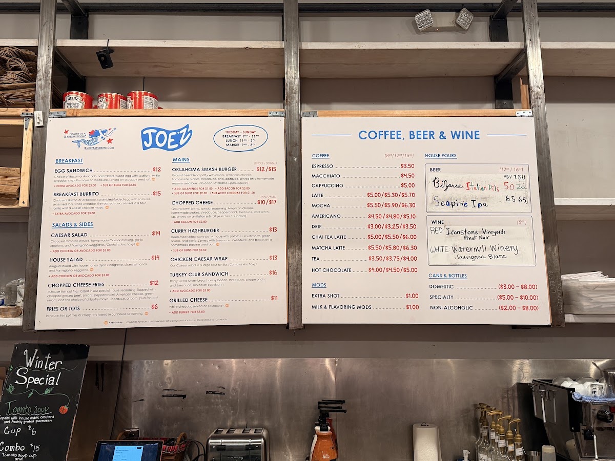 DUDE'Z woodfired pizza menu board