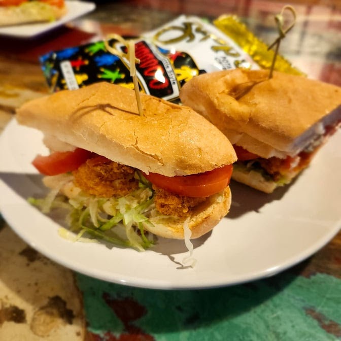 Huey's on Main