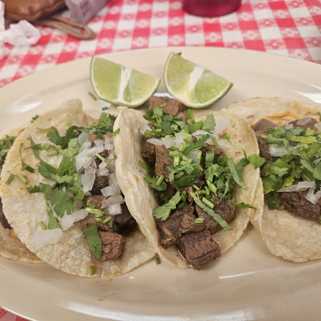 Lengua O Suadero Tacos