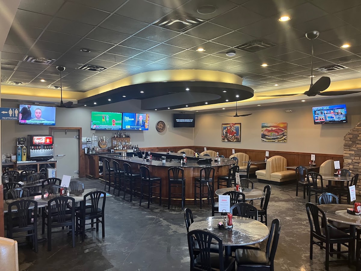 Steiner's Restaurant and Bar