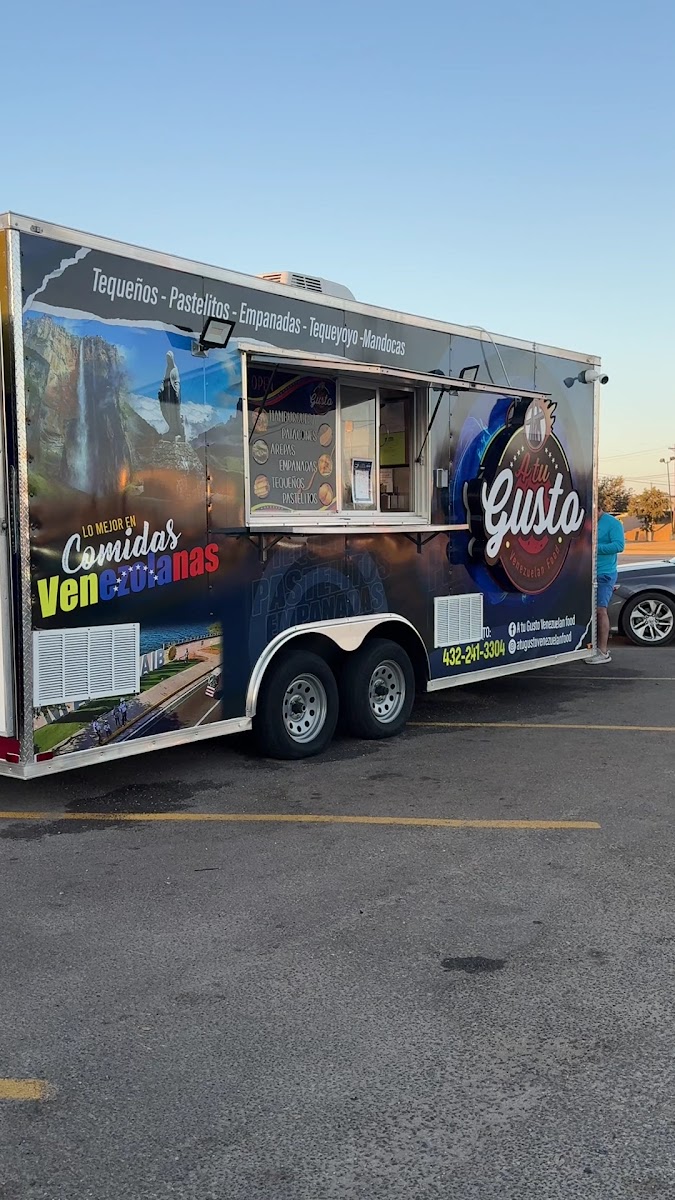 A tu gusto Venezuelan food