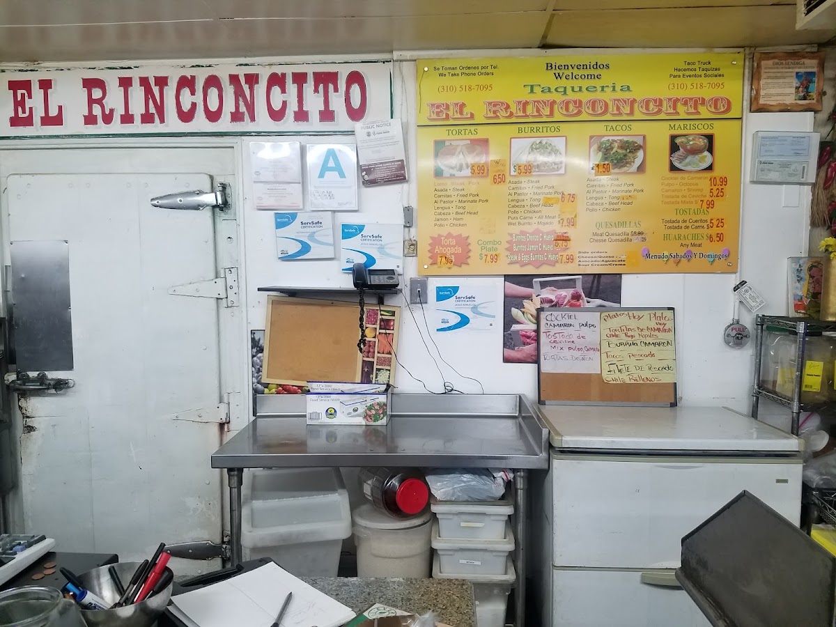 El Rinconcito Taqueria menu board