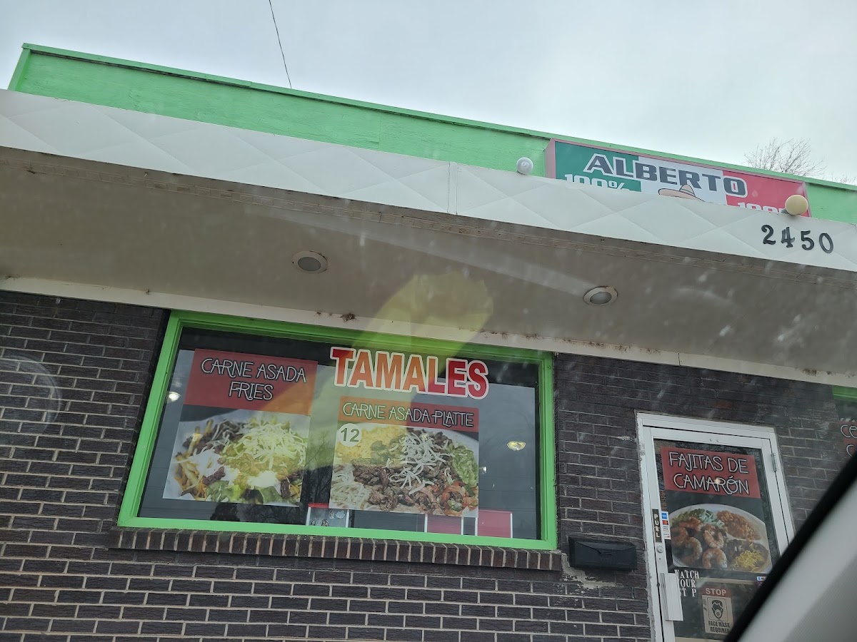 Alberto's Tacos
