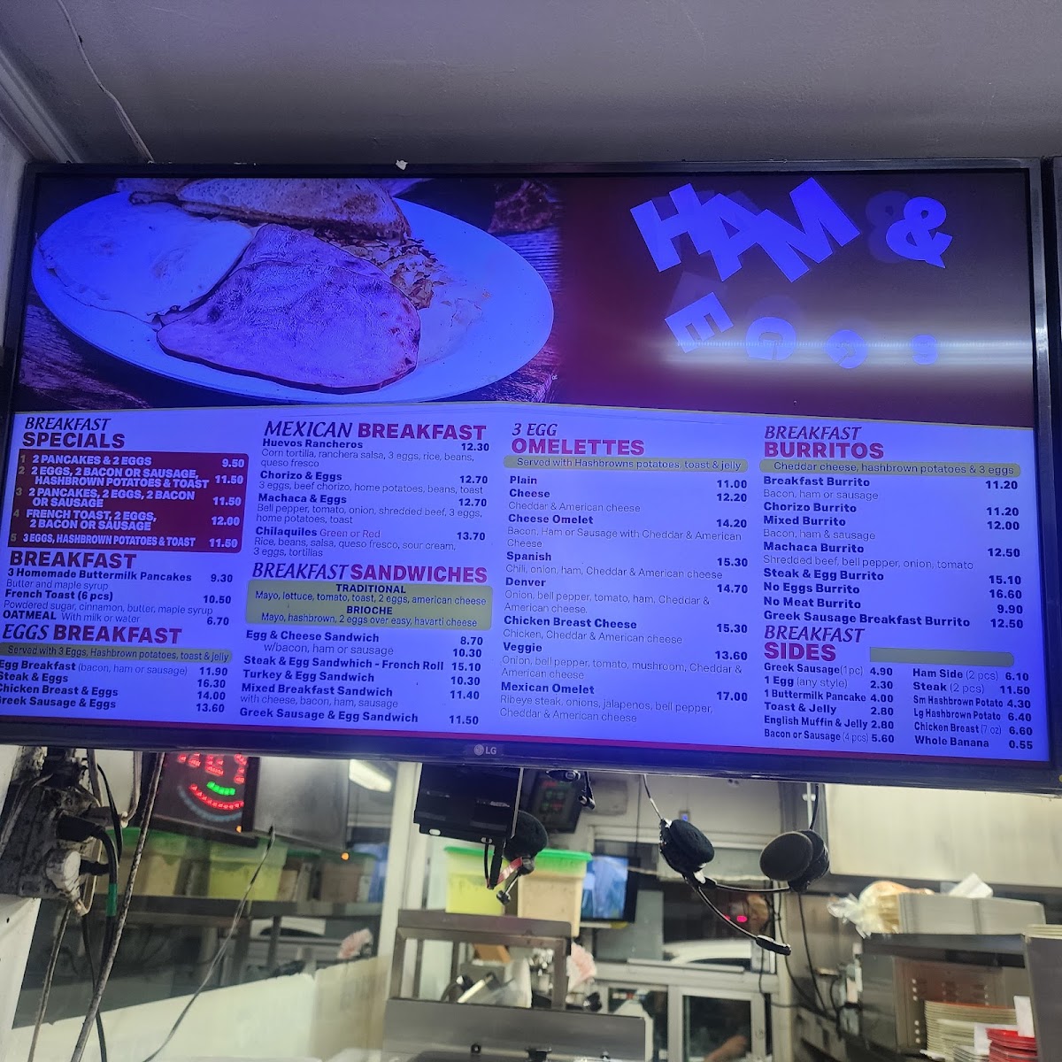 Tom's #1 World Famous Chili Burgers menu board