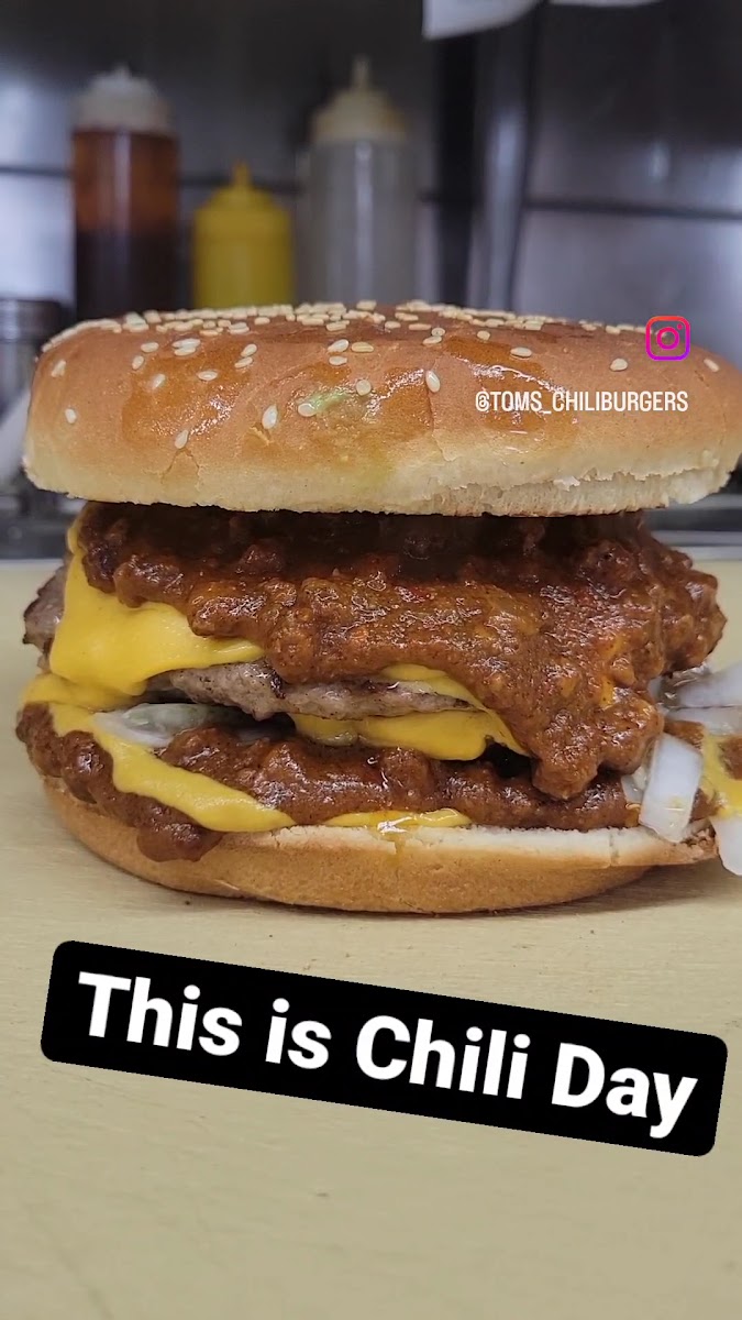 Tom's #1 World Famous Chili Burgers