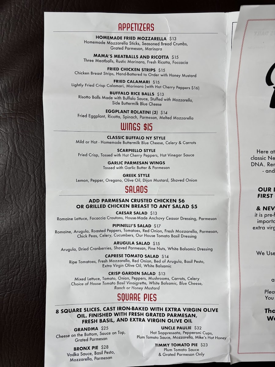 Pipinelli's Pizza Parlor menu board