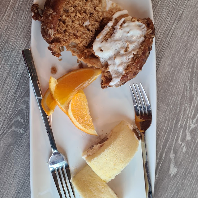 Oat Muffin and Roll Cake