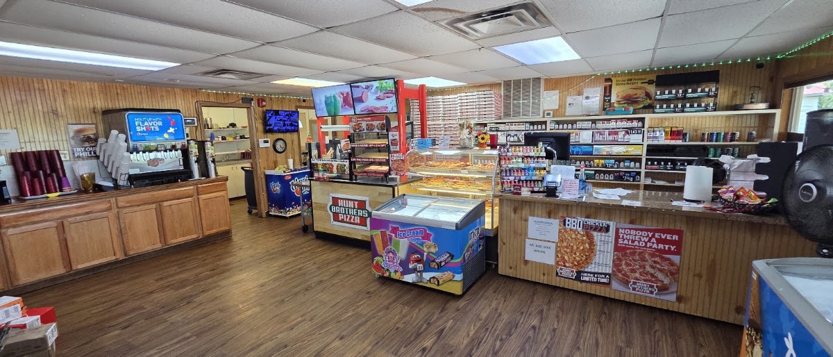 Enos Mall (Eatery & pizzeria)