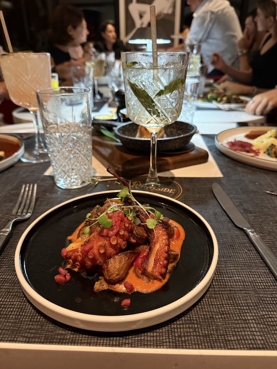 Ringside Restaurant