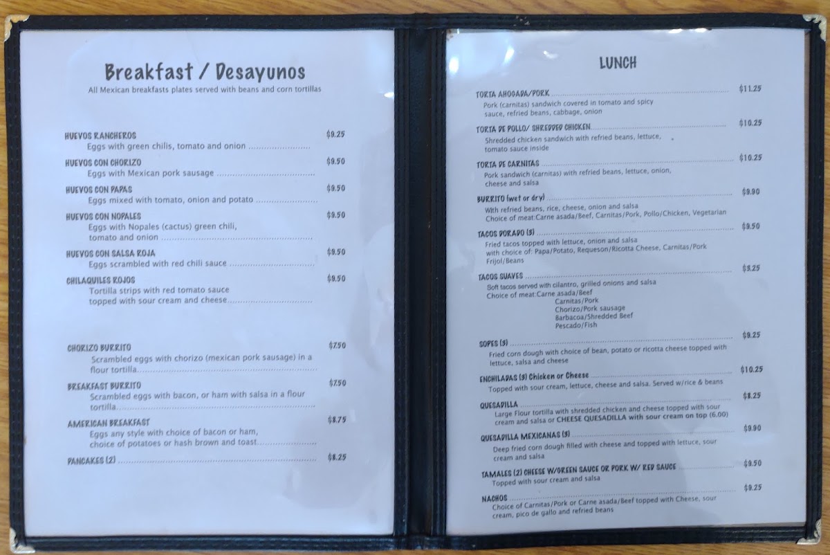 La Estrella menu board