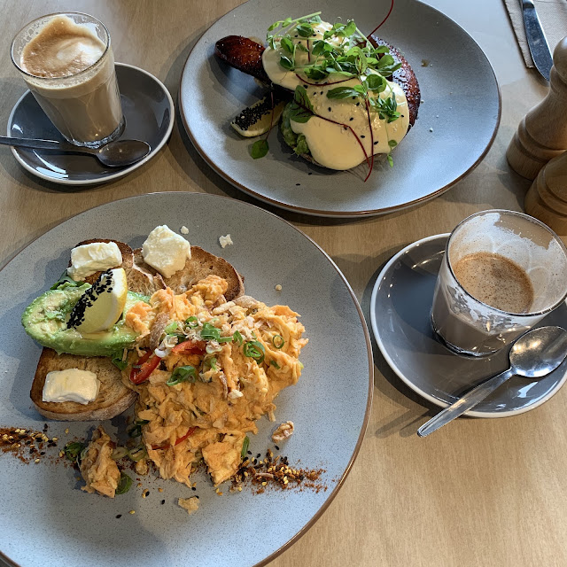 Pearl & Ash Big Brekkie