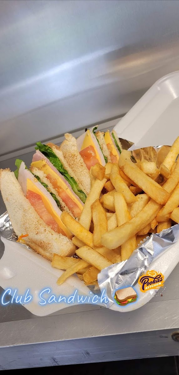 Pooka's Kitchen Mobile (food truck)