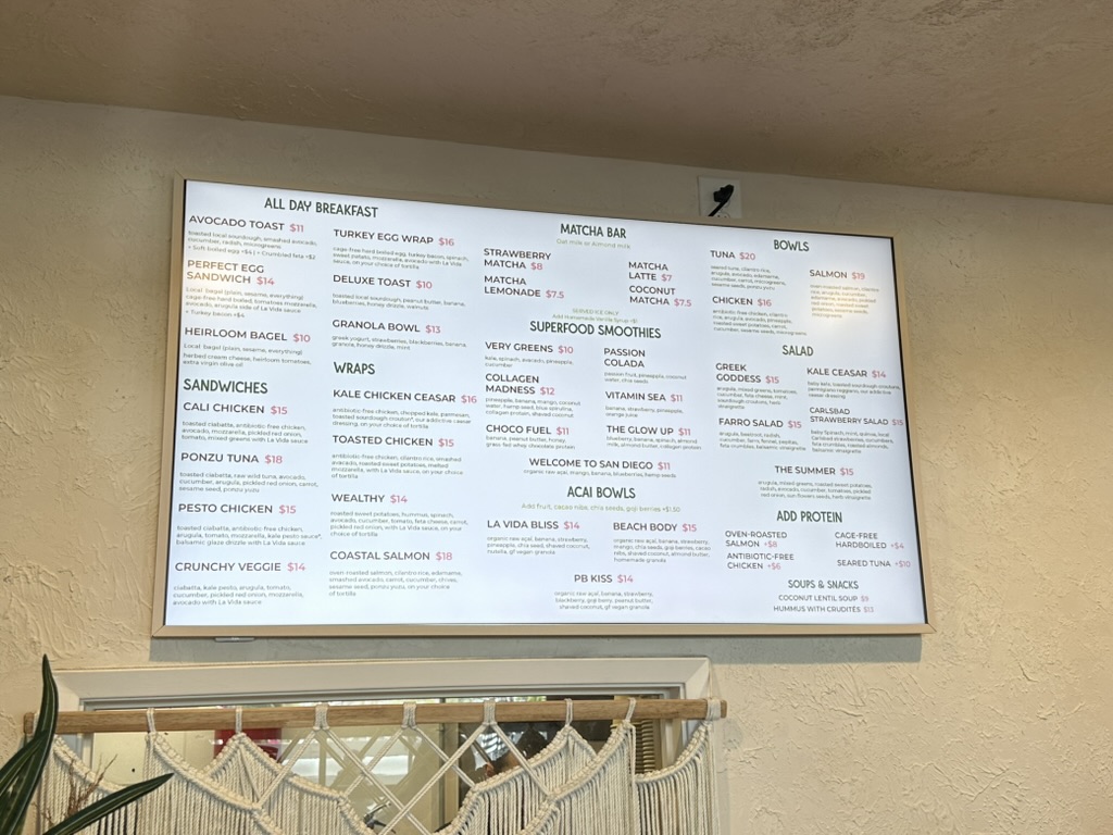 La Vida menu board