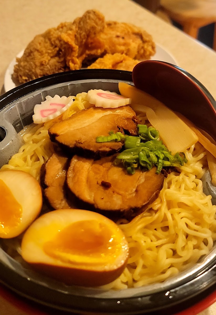 季北川 JI BIE CHUN Asian Fusion