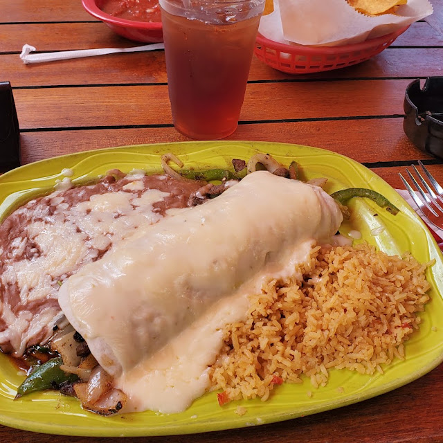 Burritos Deluxe