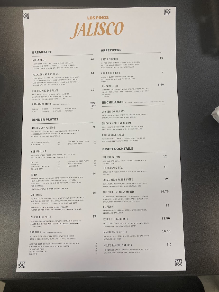 Los Pinos Jalisco menu board