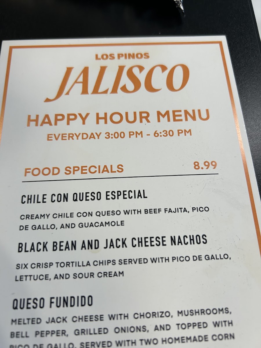 Los Pinos Jalisco menu board