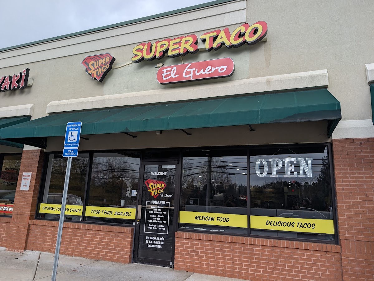 Super Taco 'El Guero' Restaurant