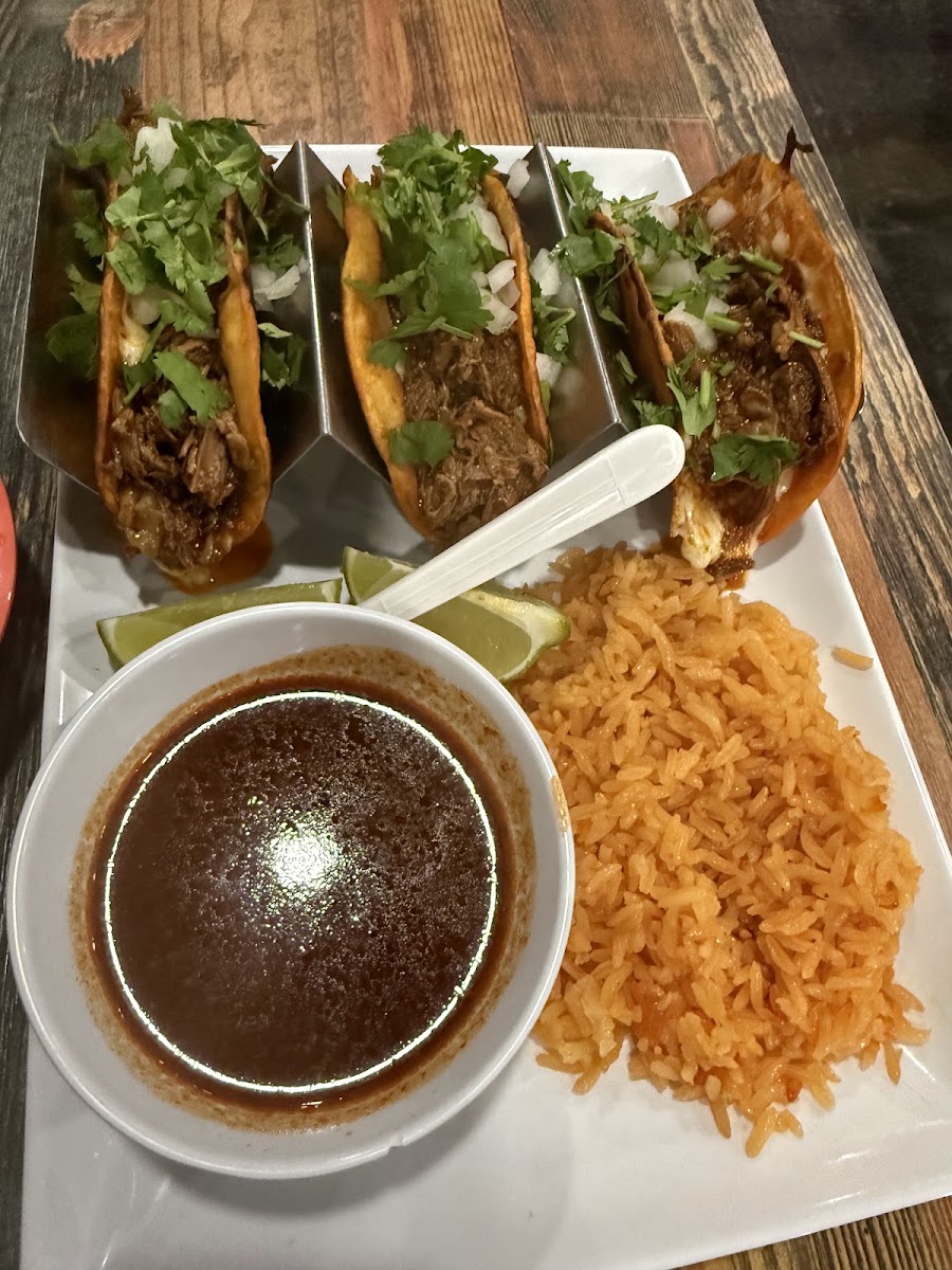 Super Taco 'El Guero' Restaurant