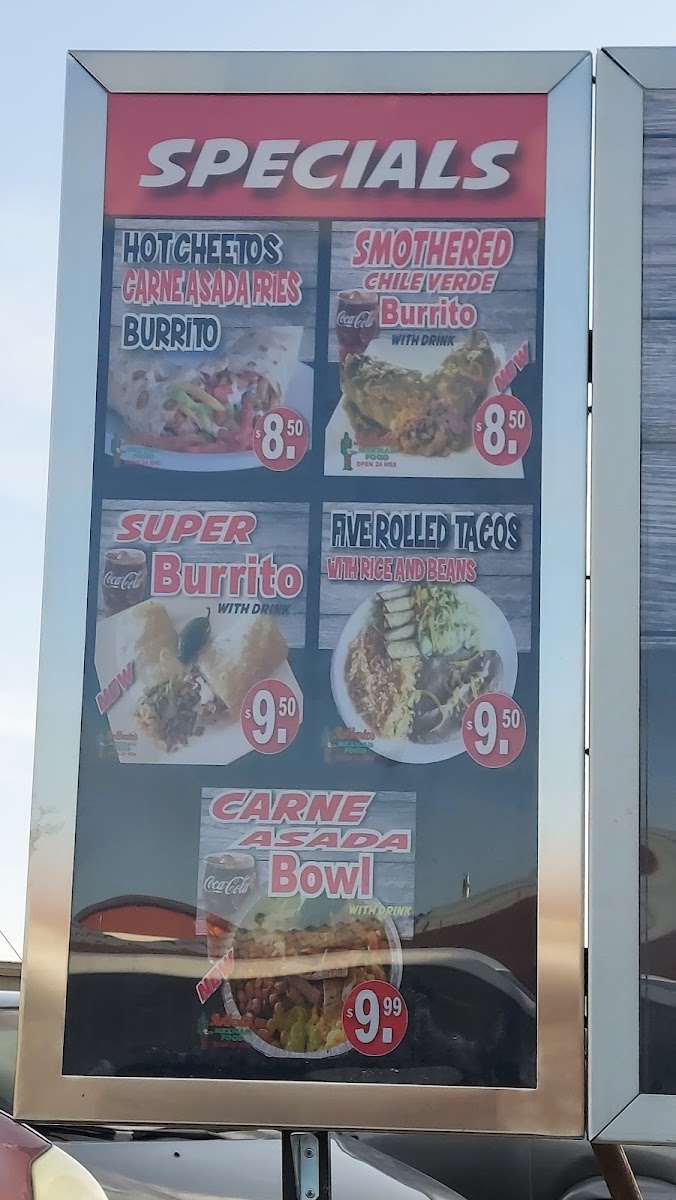 Rolbertos Mexican Food menu board