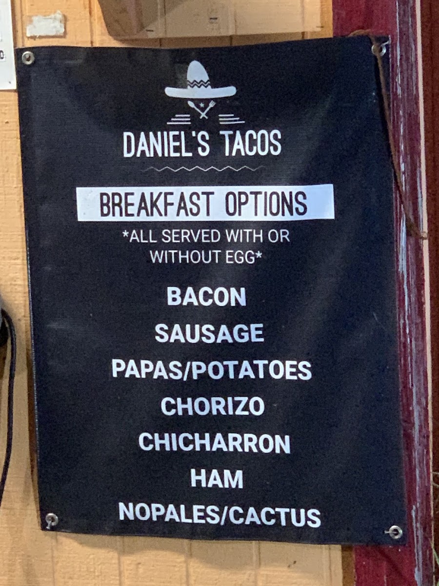 Daniel's Tacos menu board