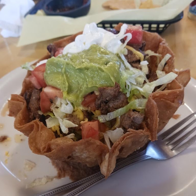 Taco Salad with Beef Fajita