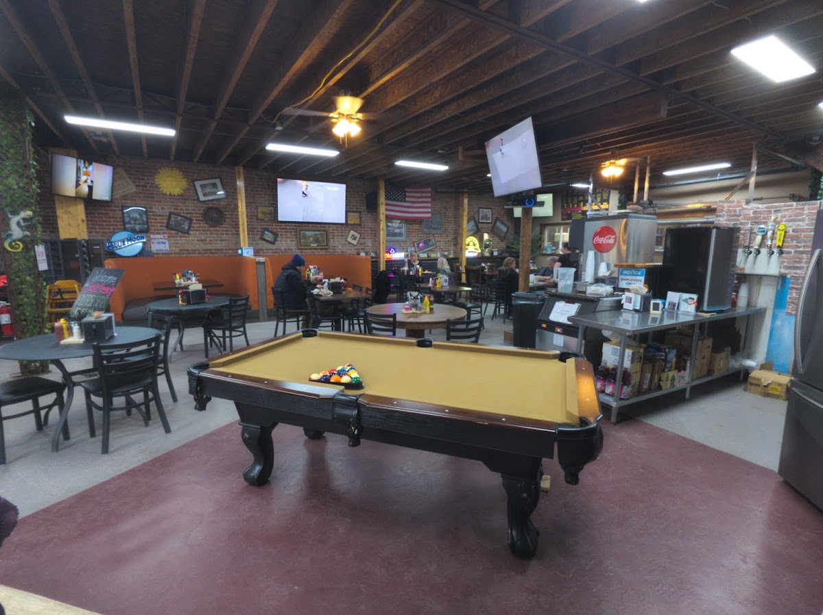 Smokin' Franny's BBQ, Food, & Fun Weiser