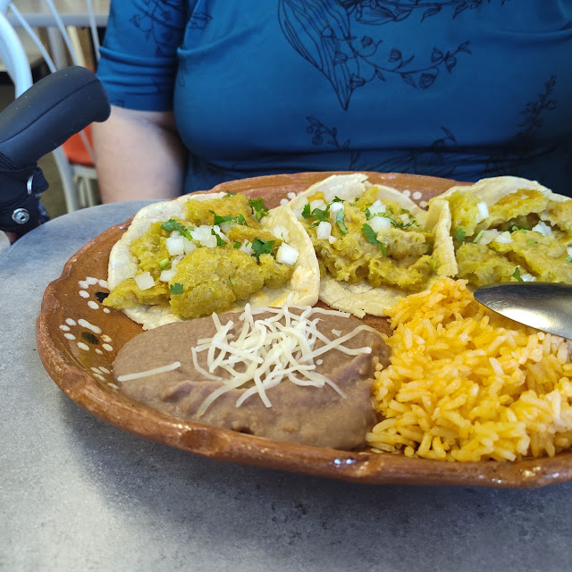 Green Chicharon Taco Plate