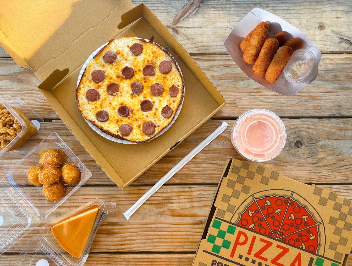 La Cima Pizzeria - Cuban Food