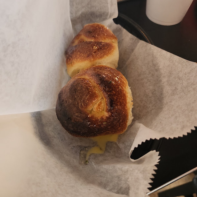 Gio's Garlic Knots