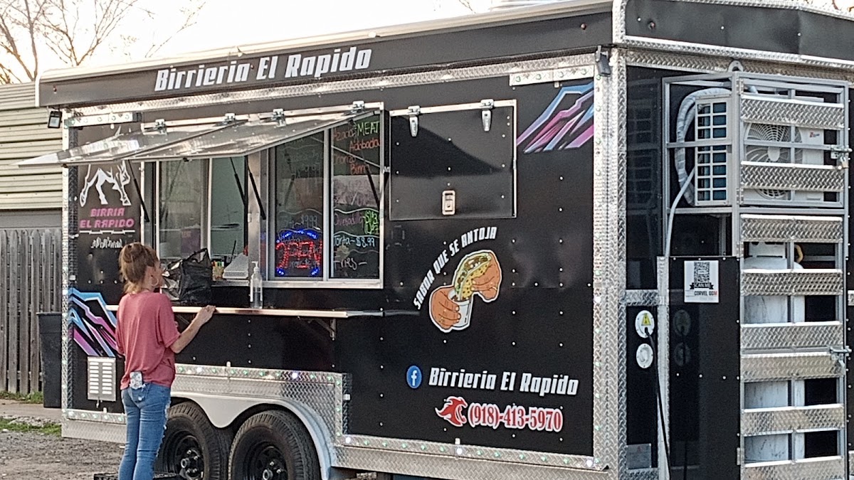 Birrieria El Rapido