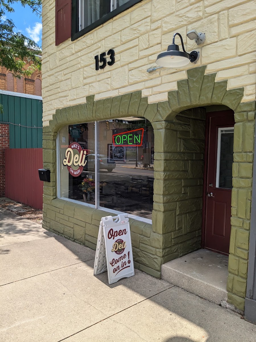 Mike's Deli on Main