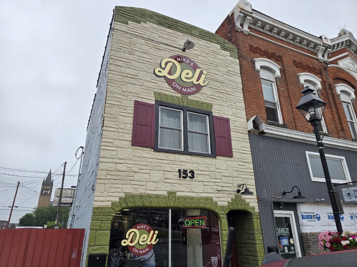 Mike's Deli on Main