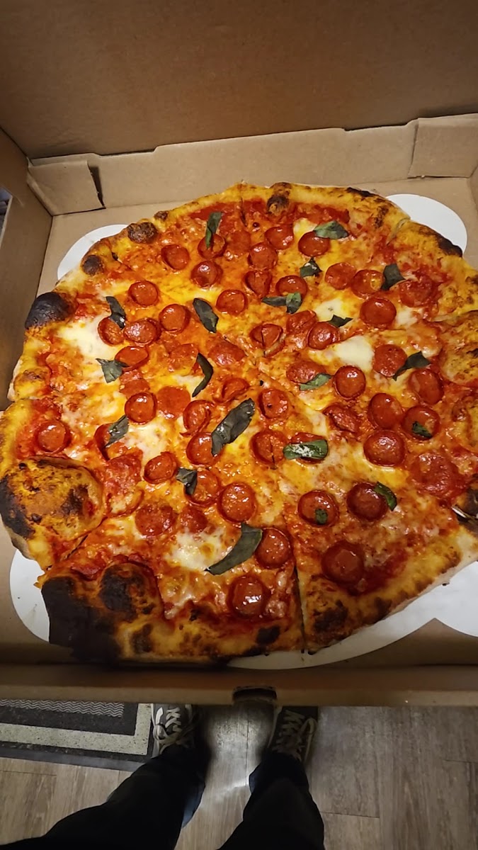 Red Bird Pizza