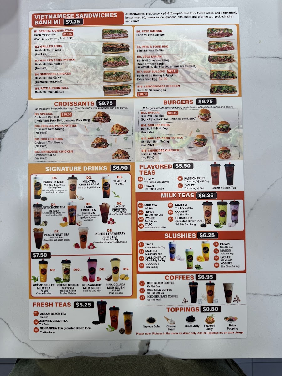 Paris Bánh Mì | Clovis menu board