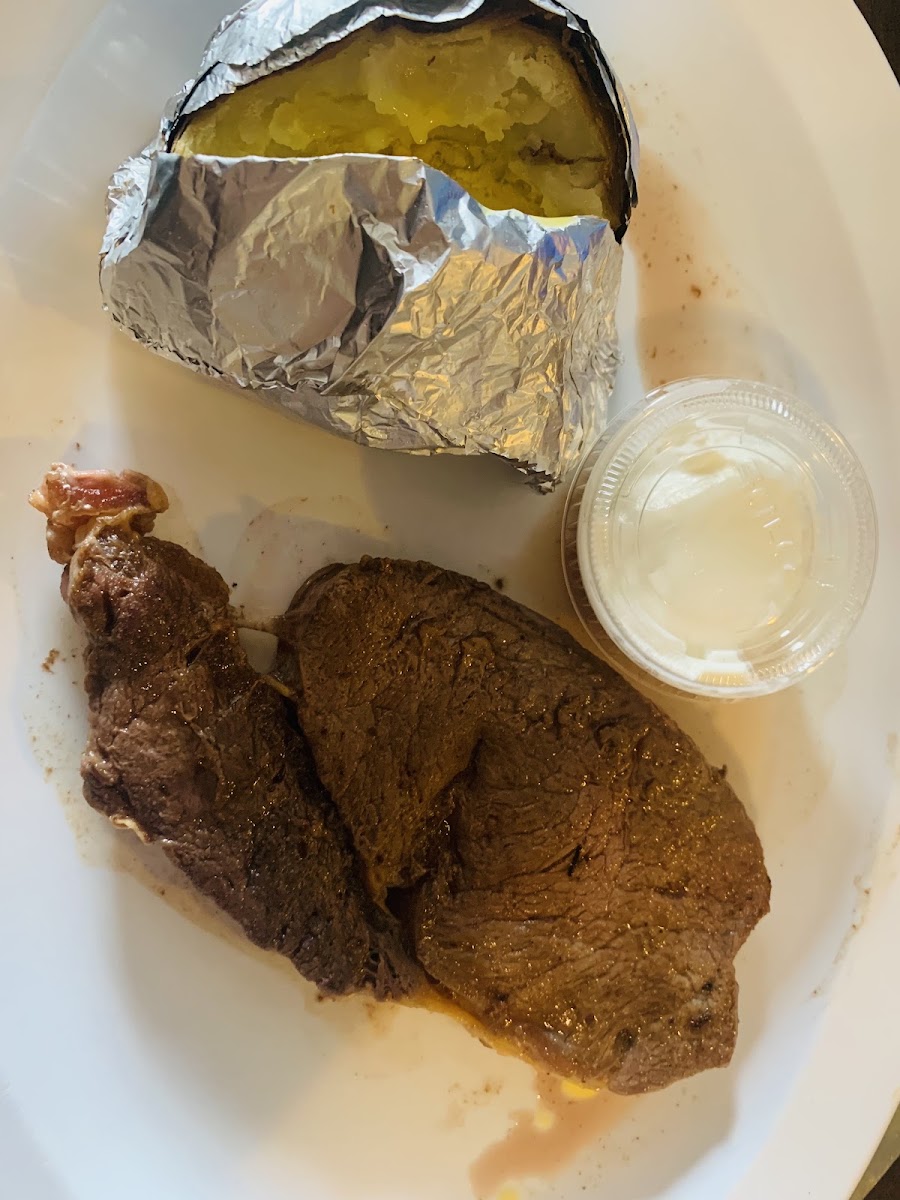 Nikki's Family Restaurant