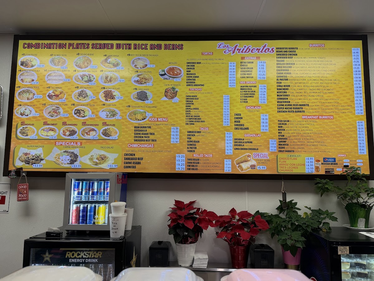 Los Aribertos Mexican Food menu board