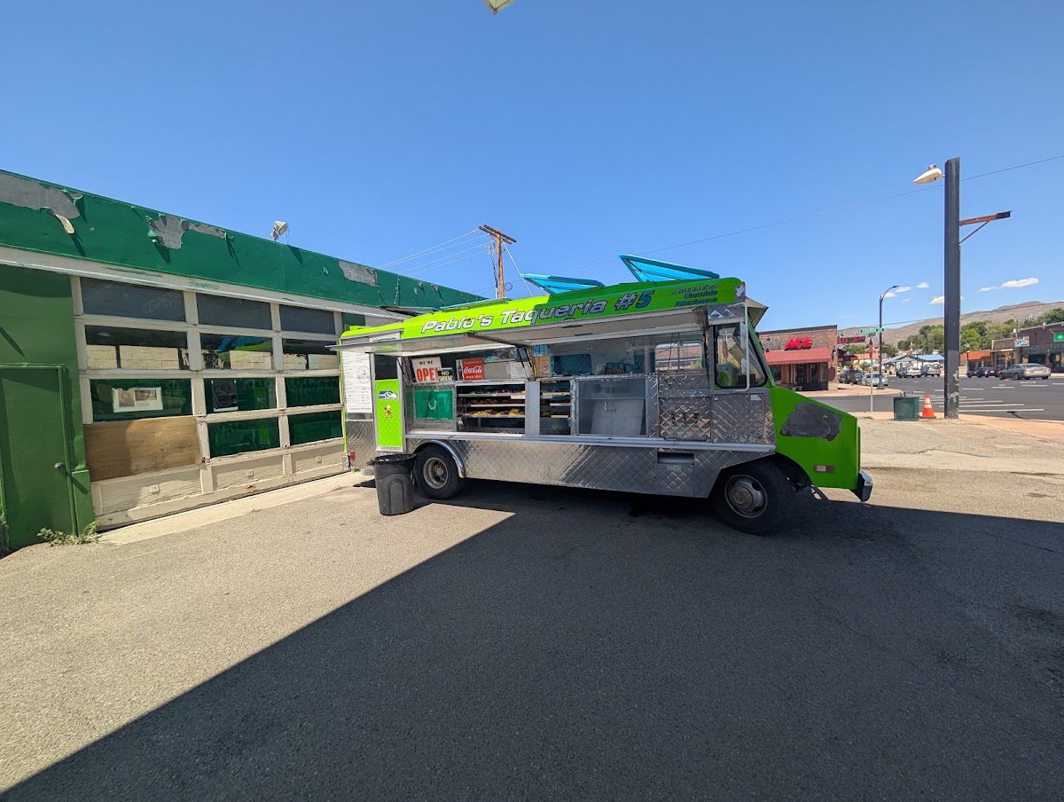 Pablos Tacos / The Taco Wagon