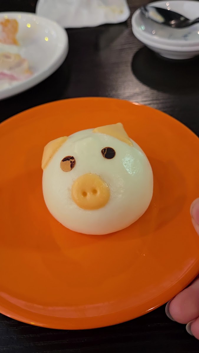 Yoshi Revolving Sushi & Noodle