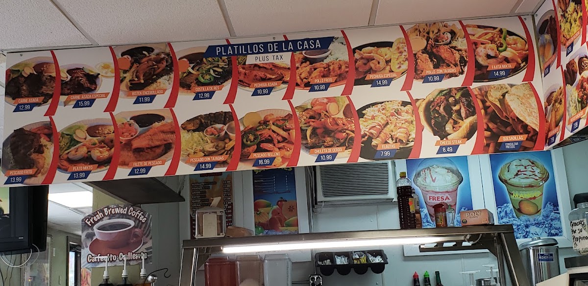 La Ecuatoriana menu board