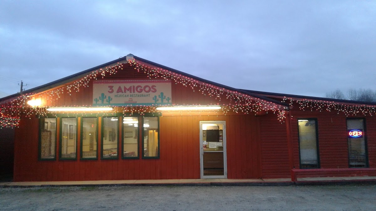 3 Amigos Mexican Grill