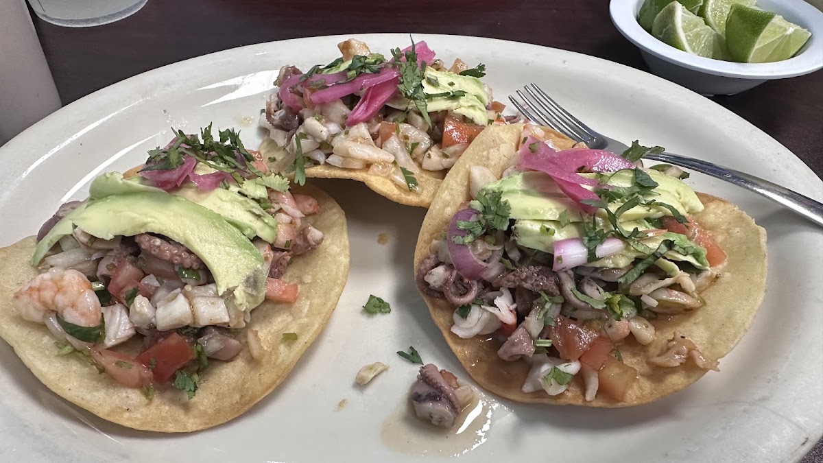 El Malecon Seafood & Mexican Restaurant