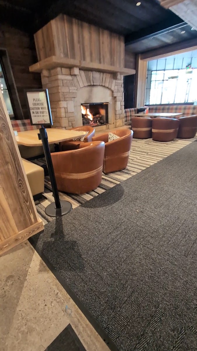 Avanti Food & Beverage, Vail