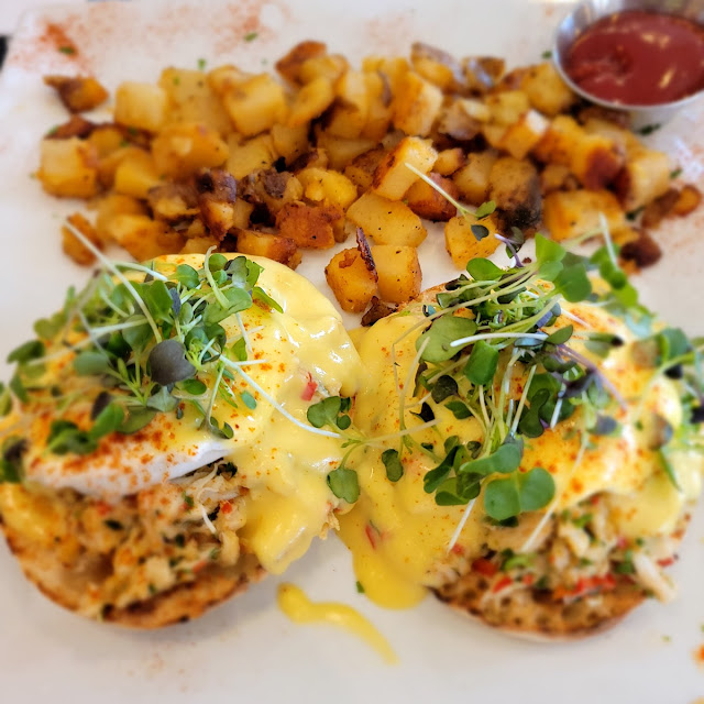 Eggs Benedict